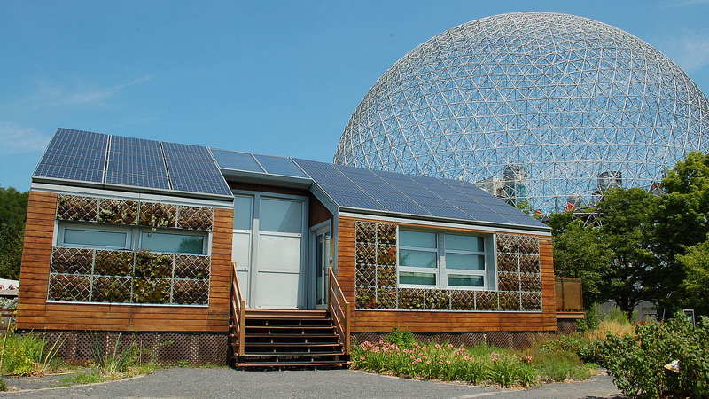 Illustration for article titled 21 Amazing Off-the-Grid Houses